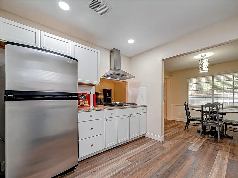 3903 Hermitage Hollow Ln — Photo 13