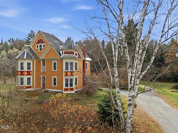 3rd image of 330 Byrnes Road