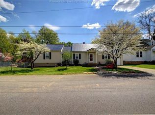 3809 Pennsylvania Ave SW, South Charleston, WV 25309