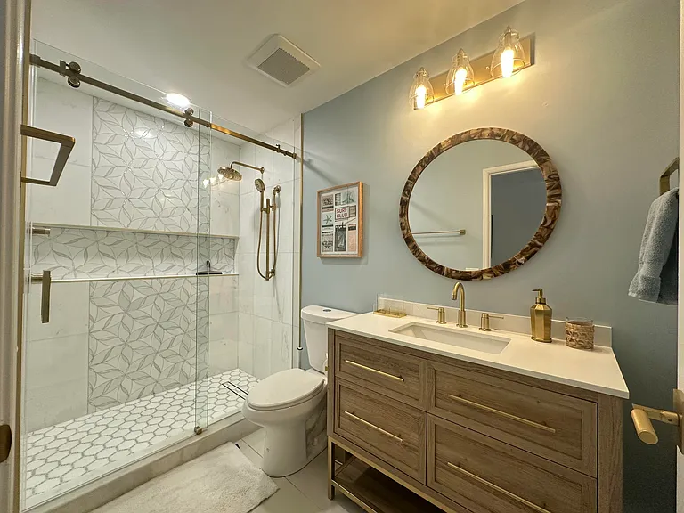 630 Sapodilla Ave #110 — Photo 18