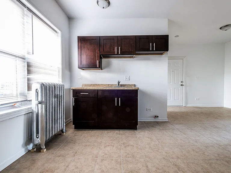 400 S Kilbourn Ave — Photo 17