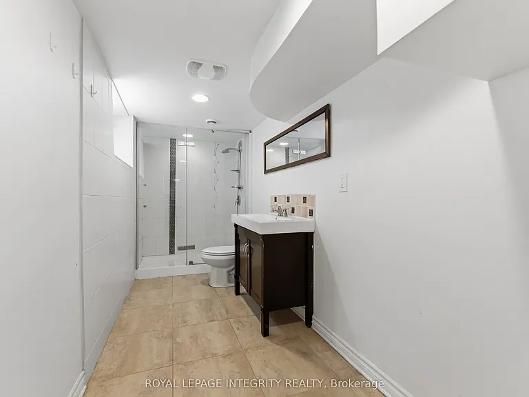1873 Fairbanks Ave — Photo 26