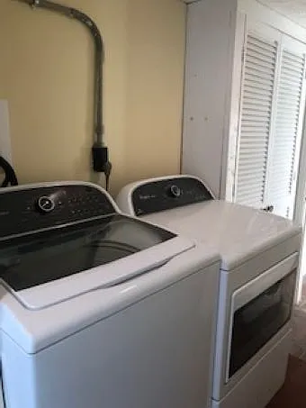 Washer & Dryer