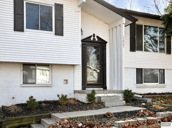 13923 Monroe St, Omaha, NE 68137
