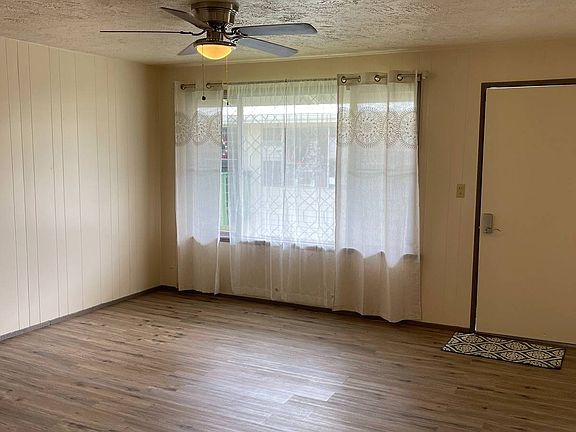 5th image of 485 Waianuenue Ave #208A