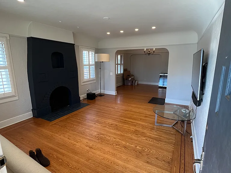 1813 Larkin Way — Photo 4