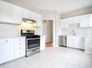 107 Columbia St #A3, Cambridge, MA 02139