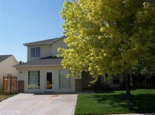 2319 E Spicewood Ave, Nampa, ID 83687