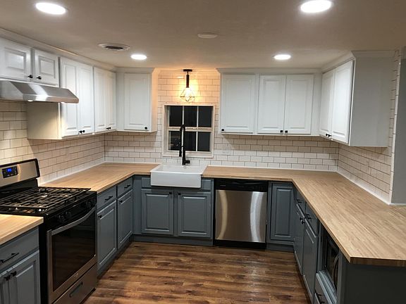 5th image of 611 E McClinton St