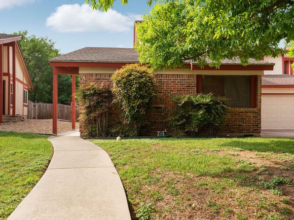 8902 Trone Cir APT A, Austin, TX 78758