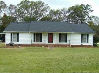 120 Berkeley Rd, Albany, GA 31721