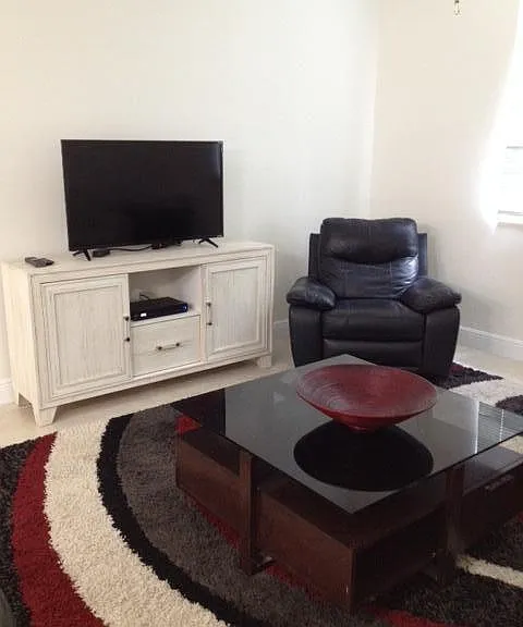 630 Sapodilla Ave #112 — Photo 55