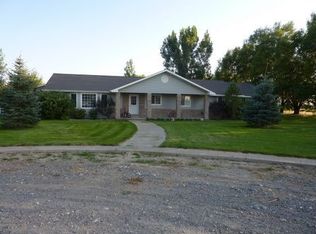 10 Benchview Ests, Lovell, WY 82431