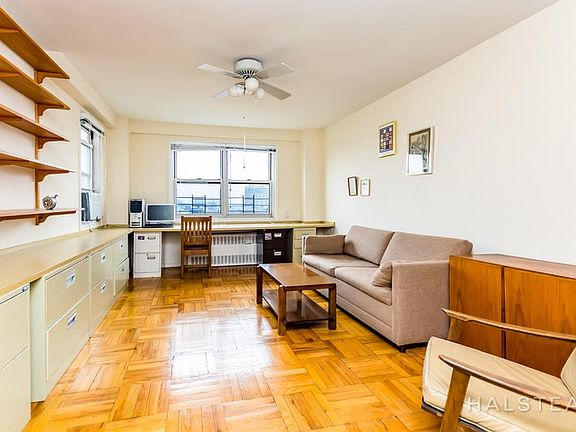 3rd image of 3530 Henry Hudson Pkwy APT 9L