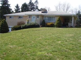 209 Fairlawn Dr, Monroeville, PA