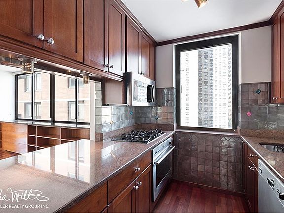 4th image of 330 E 75th St APT 12G