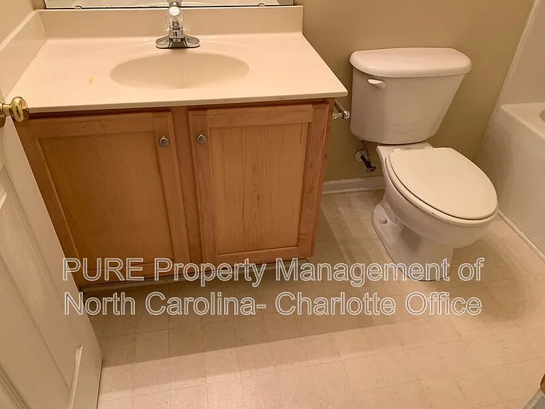 7428 Darblay St — Photo 29