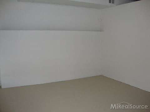4th image of 1268 Gratiot Ave