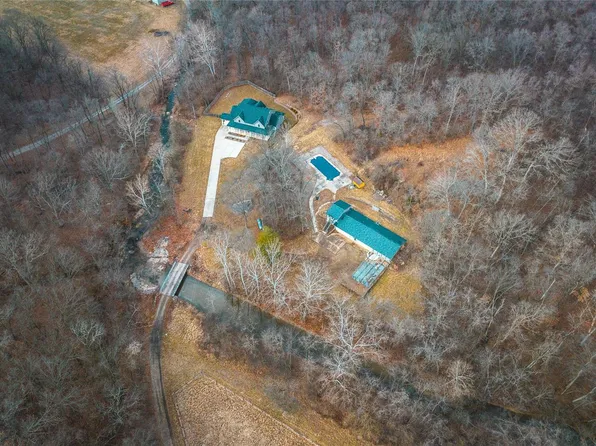 16967 Indian Lake Rd, Jerseyville, IL 62052