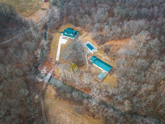 16967 Indian Lake Rd, Jerseyville, IL 62052