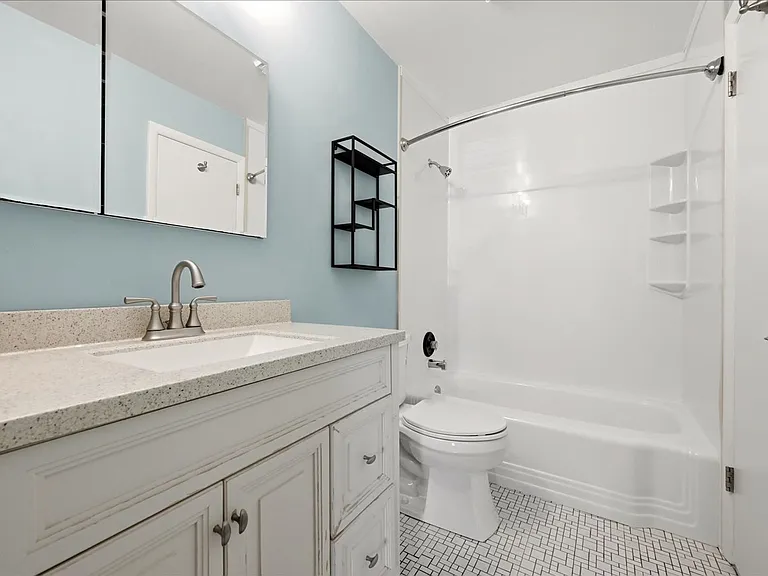 5481 Saddler Ln — Photo 15
