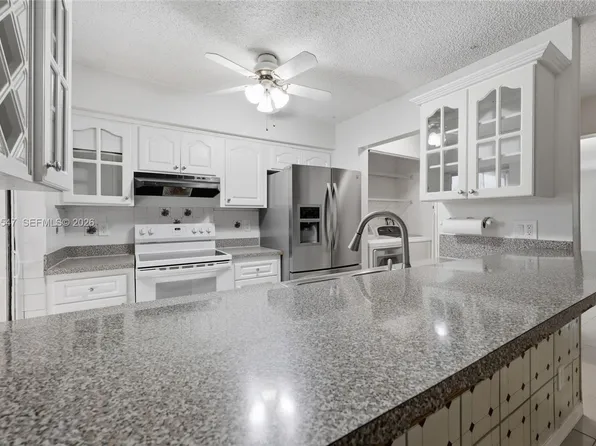 6929 SW 38th St #Townhouse 2-l, Hollywood, FL 33023
