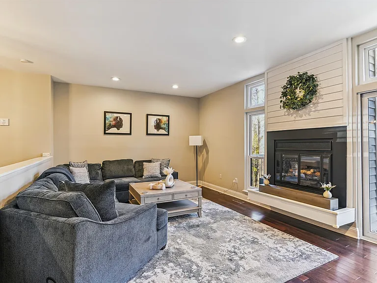 578 Foxpaw Trl — Photo 10