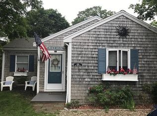 105 Oak Neck Rd, Hyannis, MA 02601