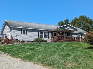 17961 Overlook Dr, Abingdon, VA 24210