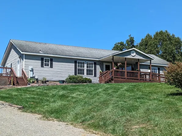 17961 Overlook Dr, Abingdon, VA 24210