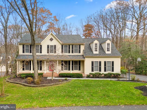 1112 Spy Glass Dr, Arnold, MD 21012