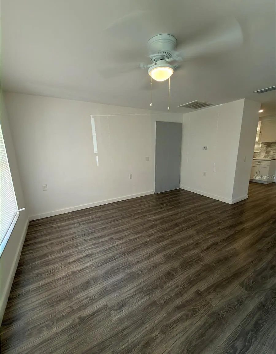 2 bed, 1.0 bath, 950 sqft, $1,399 — Photo 3