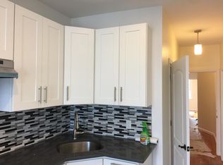 7111 71st St, Ridgewood, NY 11385