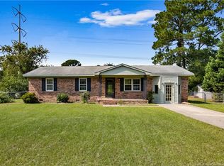 3726 Yorktown Rd, Hope Mills, NC 28348