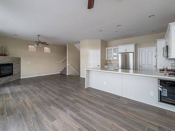 2nd image of 1137 Harbour Cove Ct