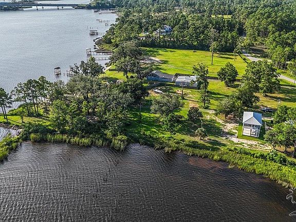3rd image of 7623 Bay Vista Ln