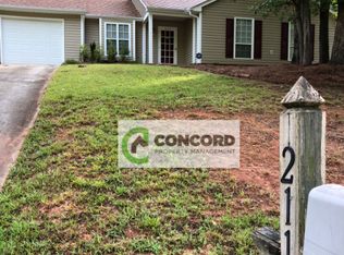 2112 Tarrywood Dr, Greensboro, NC 27455