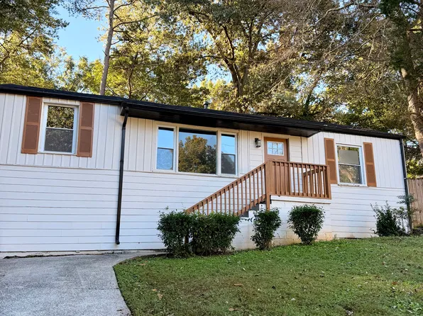 2190 Gordon Cir SE, Smyrna, GA 30080