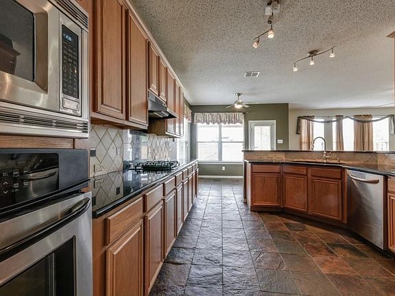 2nd image of 8316 Fountain Springs Dr