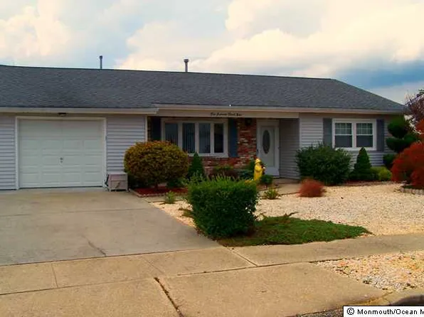229 Rahway Rd, Barnegat, NJ 08005