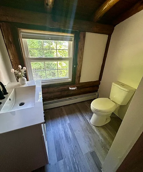 153 N Main St — Photo 4