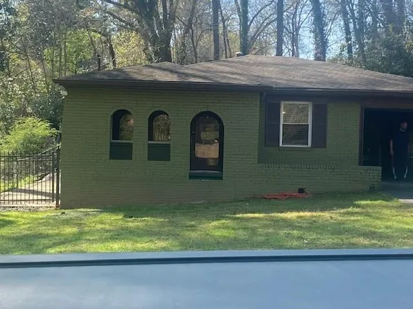 2003 W Starmount Way, Decatur, GA 30032