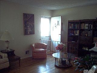 2nd image of 427 Scaneateles Ave