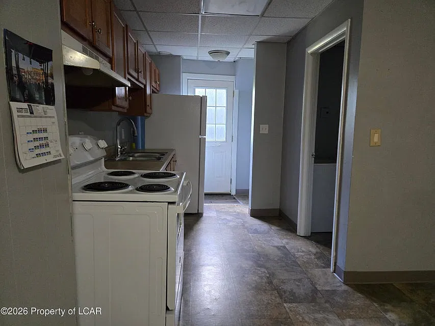 2 bed, 900 sqft, $1,150 — Photo 2