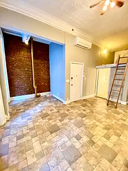 Rented by Safdie Realty Group