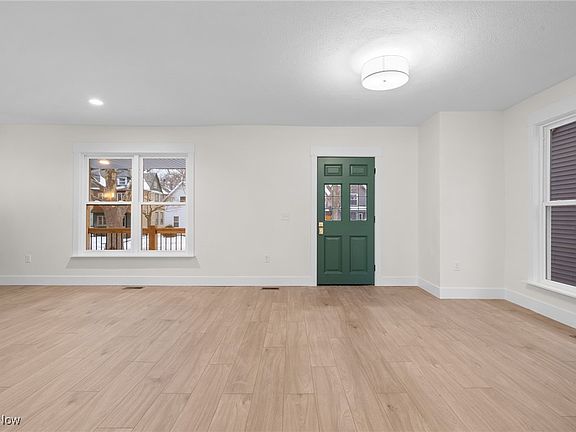 5th image of 7421 Herman Ave