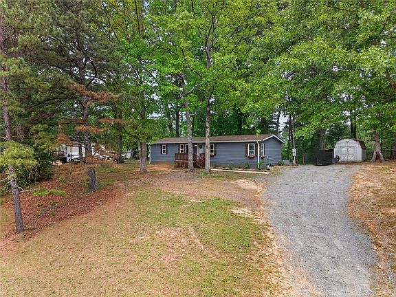 2nd image of 4820 Ryan Rd SE