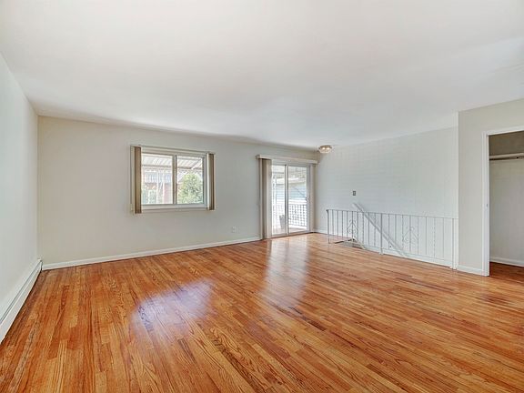 4th image of 404 46th St #3
