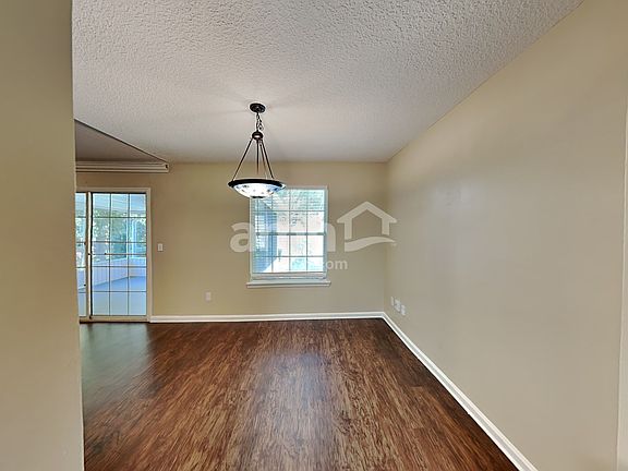 5th image of 7757 Macdougall Dr