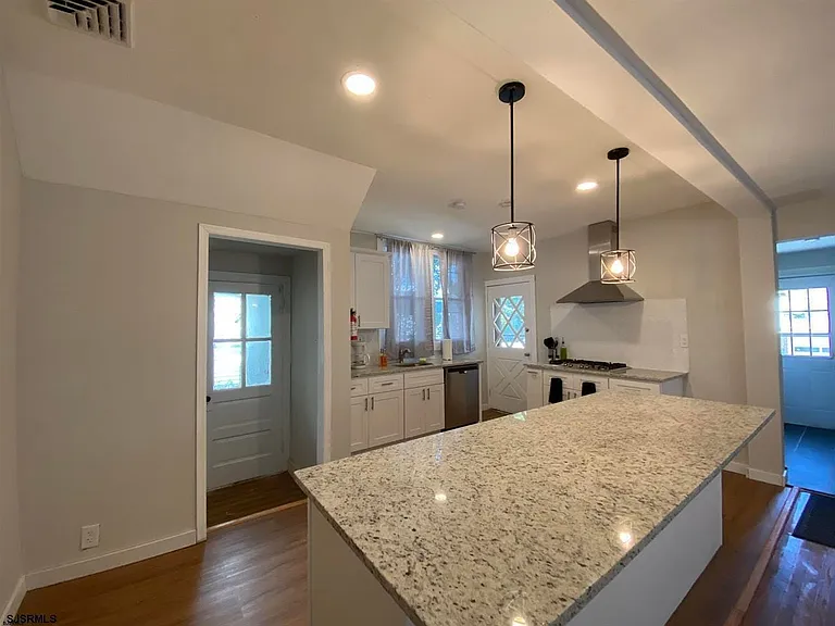 29 N Bartram Ave — Photo 15